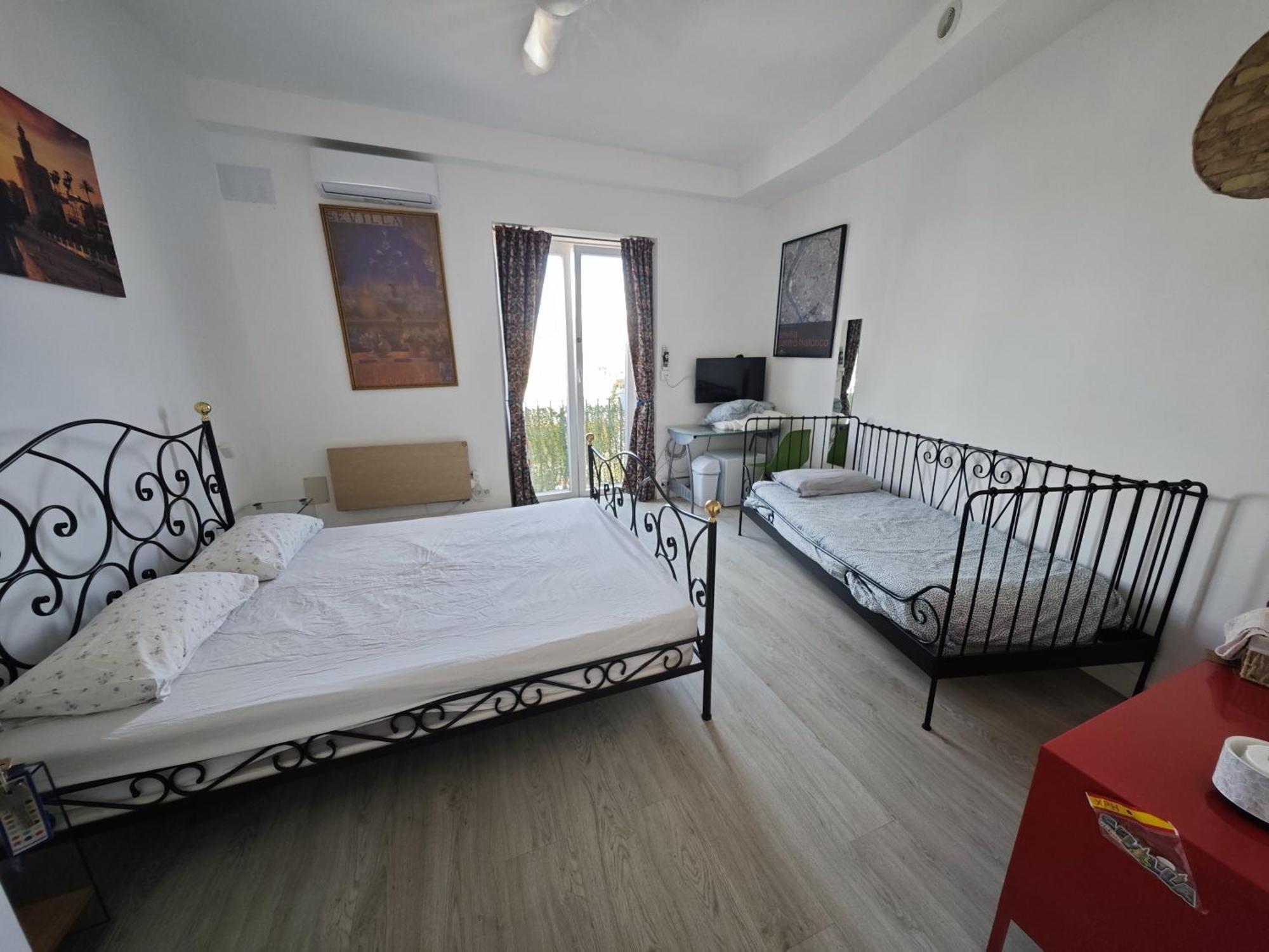 Betis Del Oro Villa Seville Exterior photo